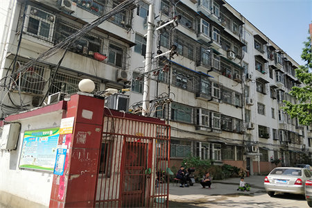 名门公馆图书大厦1室1厅1卫26万44.1m2出售